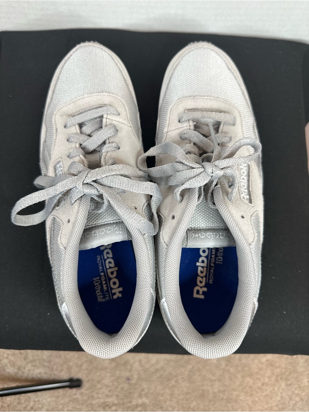 Reebok Women Light Gray Retro Lace-Up Sneakers, Foam lite, size 8 - Picture 6 of 9